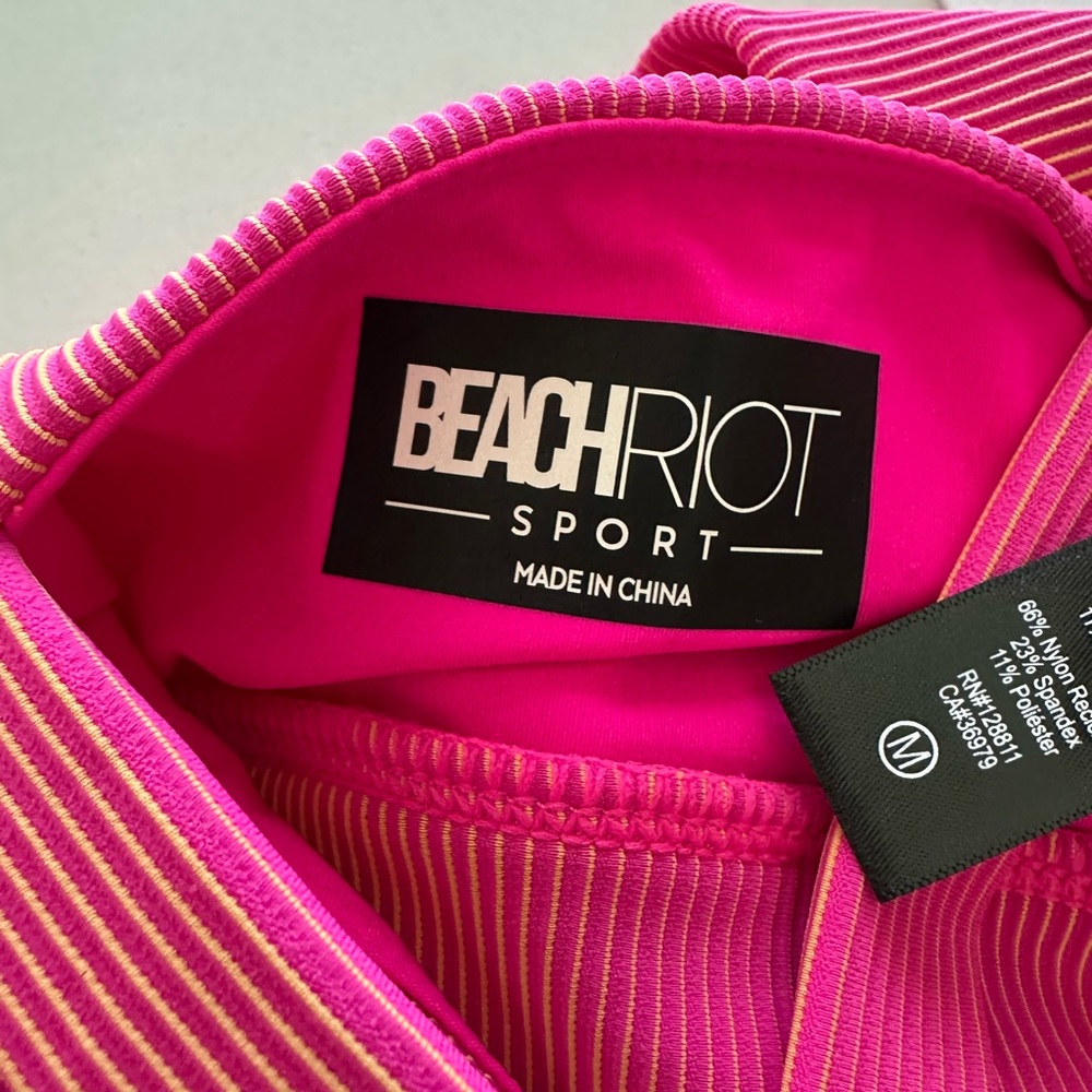 Beach Riot Fuchsia Ribbed Activewear Top - Picture 3 of 3